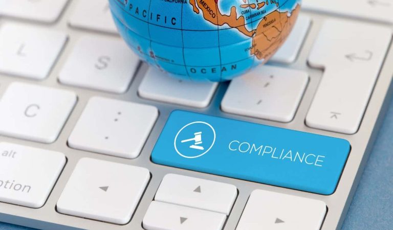 El compliance no tiene por qué parar en agosto, pero tampoco hace falta que vista de traje. Con pequeñas acciones estratégicas, puedes mantener activo tu sistema de cumplimiento, proteger a tu organización y reforzar tu cultura ética incluso en temporada baja. Y si necesitas ayuda, aquí estamos para ayudarte.