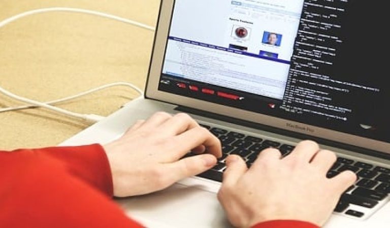 programming-593312_960_720ss