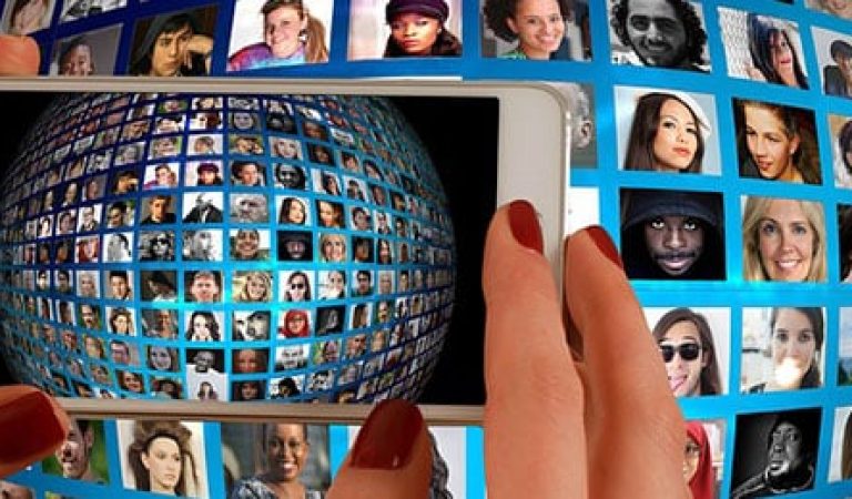 smartphone-1445a489_960_720