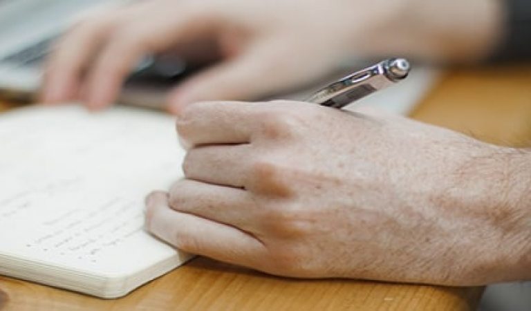 writing-336370_960_720aaaa
